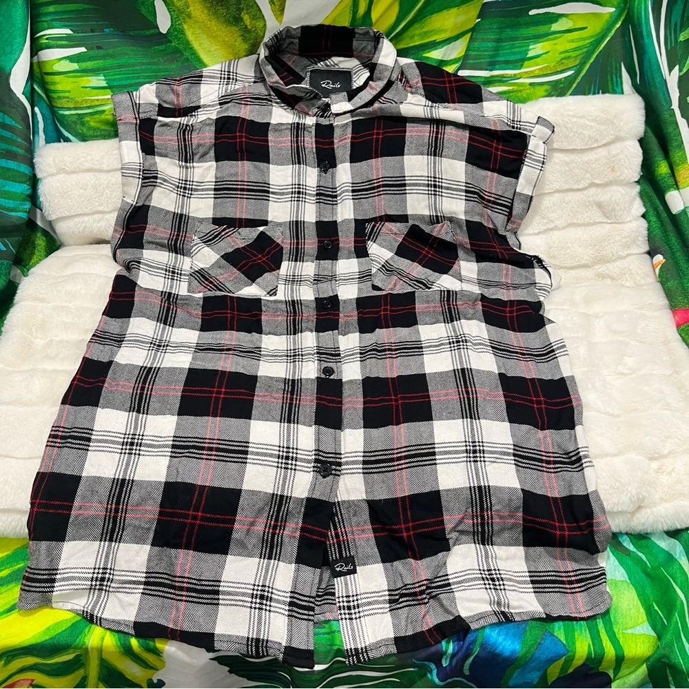 Rails Womens M Fisherman Core White Black Plaid Flannel Sleeveless Button Shirt